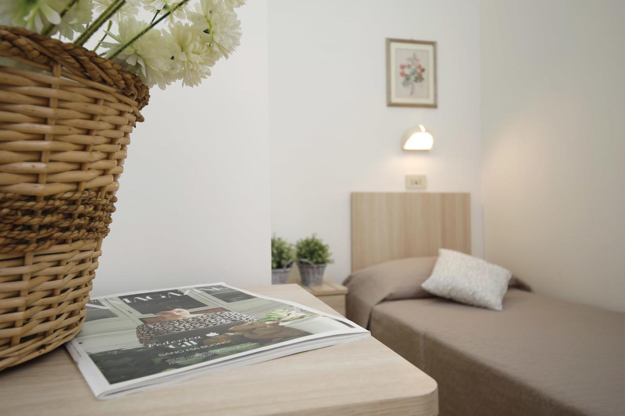 Hotel Lungomare Cattolica Extérieur photo